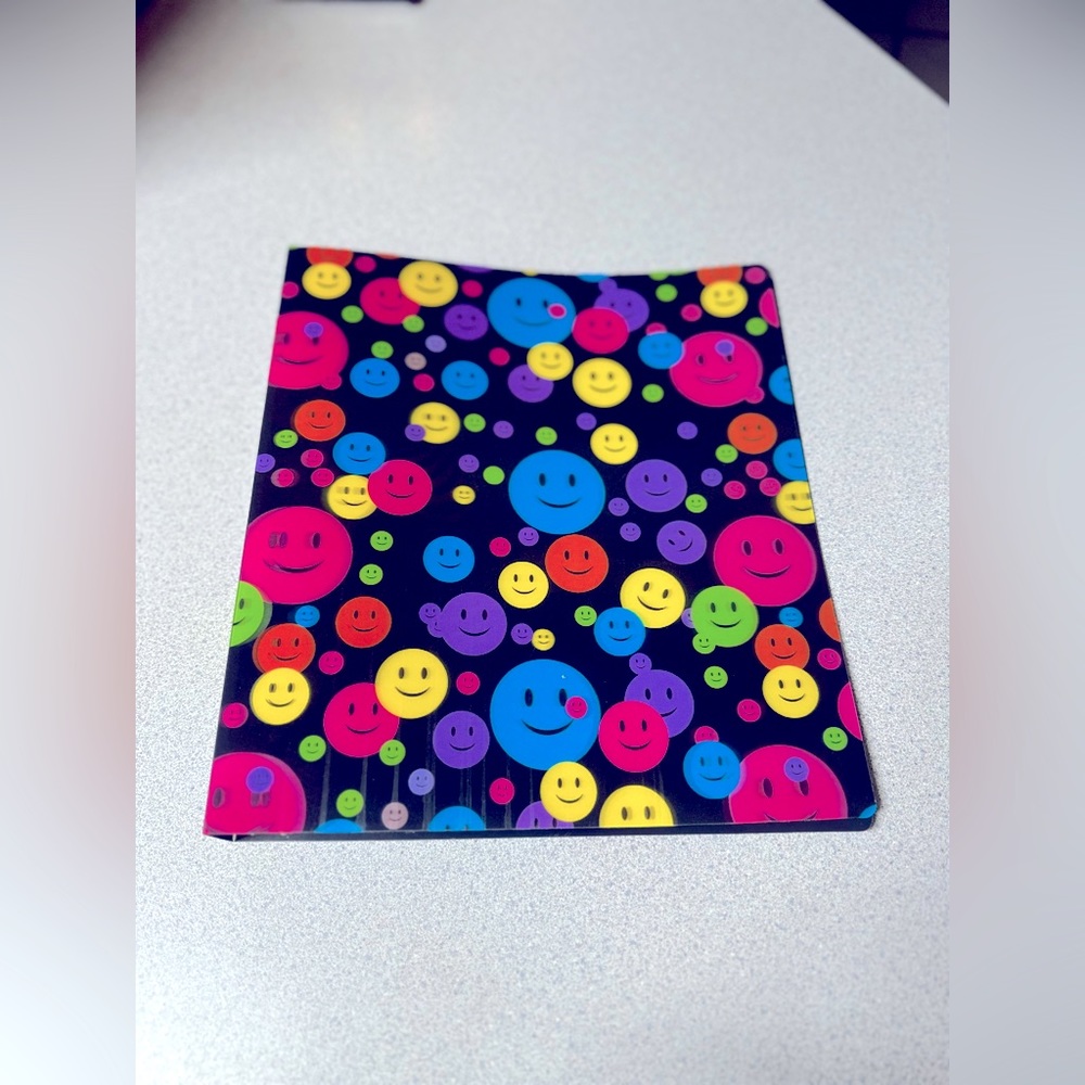 3d smiley face binder